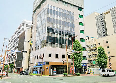 熊本支店の外観写真